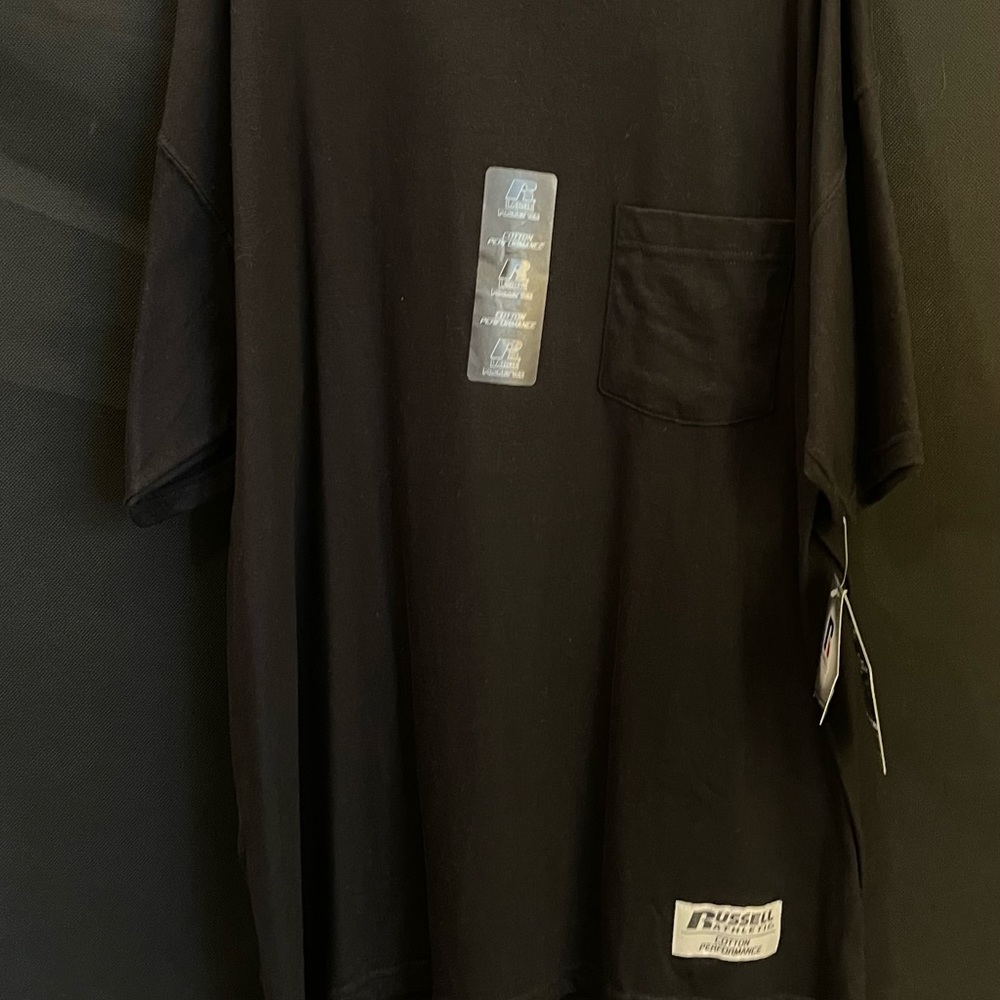 Large Russell athletic T-shirt black